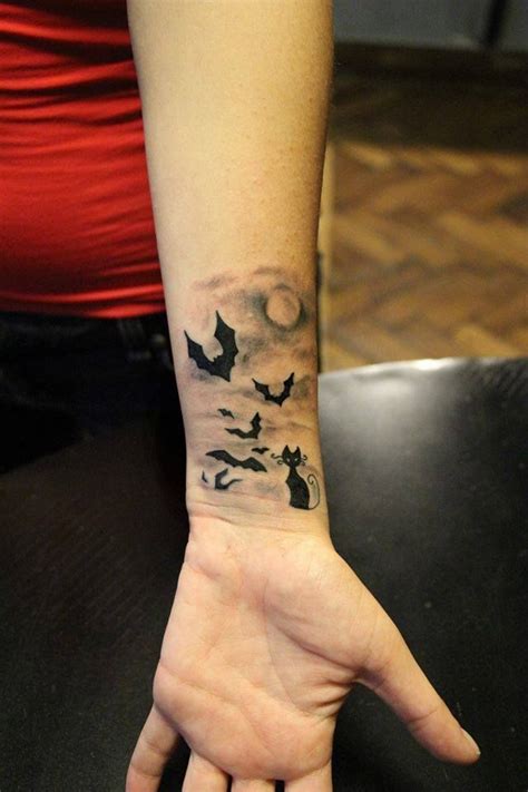 Bat Tattoo Moon Tattoo Omg This Wld B A Grt Tribute To