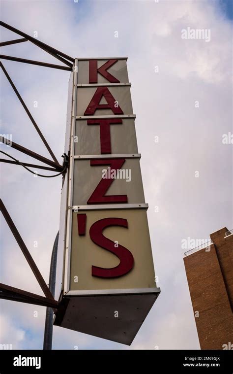 Katzs Delicatessen Oldest Deli Serving Sandwiches The Bowery A