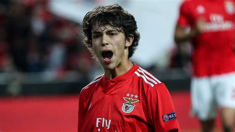 1.81 m (5 ft 11 in) playing position. Quem é João Félix, português que deve se tornar reforço ...