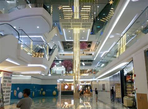 Find out the contacts, opening hours, reviews and suggested visit duration. EVOLVE Concept Mall