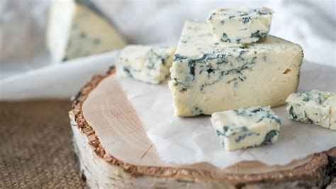 An Expert Guide On The Surprising Health Benefits Of Blue Cheese Pinkvilla