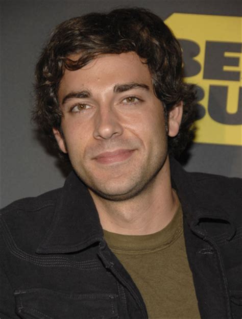 It suits almost all of the hairstyles, so rock anything you. Favourite hairstyle? - Zachary Levi - Fanpop