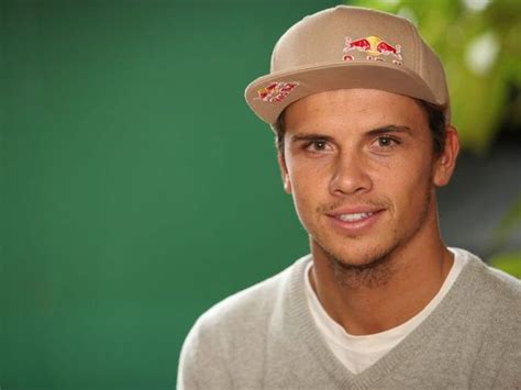 Julian wilson (born 8 november 1988) is an australian professional surfer who competes on the world surf league men's world tour. "Julian Wilson is pretty brave in my books": Palaszczuk ...