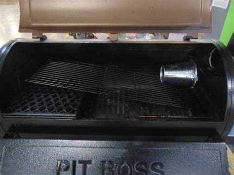 Pit Boss Pro Series 1100 Sq In Black Pellet Grill
