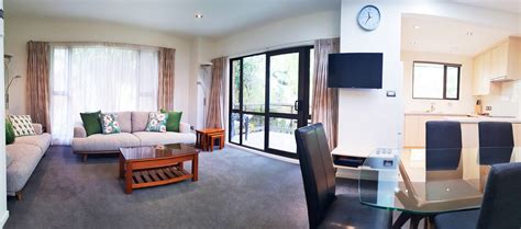 Rooms & Photos - St James Apartments QueenstownSt James Apartments