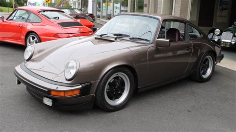 When our customer brought us this 1983 911sc, we knew we were going to have our hands full creating a truly stunning detail. 1983 Porsche 911 SC Test Drive www.LegendCarCompany.com ...