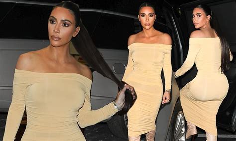 Kim Kardashian Showcases Ample Assets In Clinging Strapless Dress Daily Mail Online
