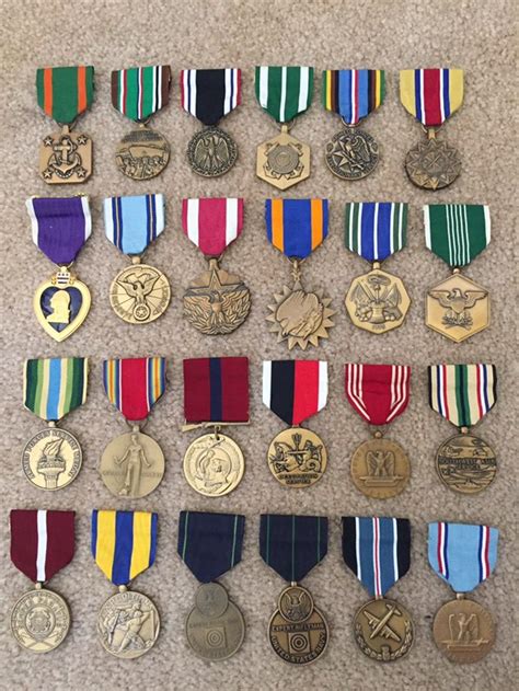 Us Military Medals24 On Mercari Us Military Medals Military Decorations Military Medals