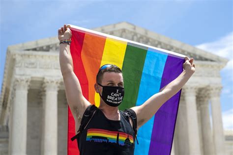 Supreme Court Rules Civil Rights Law Protects LGBT Workers UPI Com