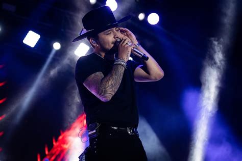 No te contaron mal (2018) and christian nodal. Christian Nodal cierra con éxito la Feria de Querétaro 2019