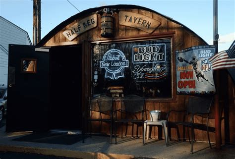 The 50 Best Dive Bars In America 2019 Big 7 Travel Dive Bar Old