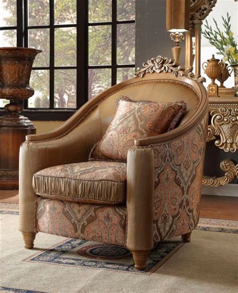 This antique victorian accent chair would compliment an array of different room types! HD 622 Homey Design Accent Chair European Victorian Style