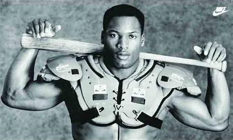 Bo Jackson Played Baseball And Football Pictures Photos And Images