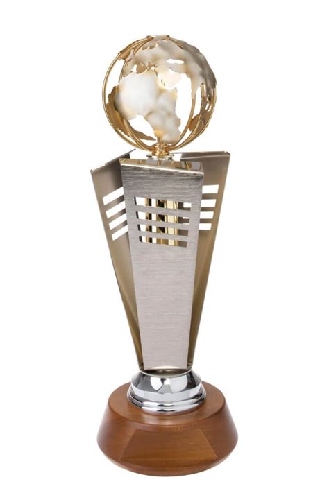 Giorgio chiellini of juventus poses with the serie a trophy. Serie 18.620 - Trophy store