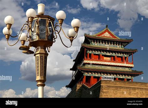 Zhengyangmen Gate Qianmen This Famous Gate Is Located At The South