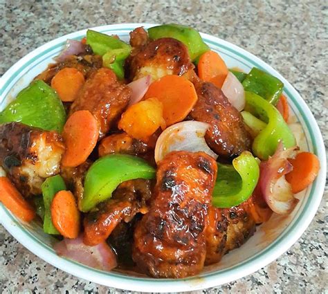 Pour sweet and sour sauce over fish. Sweet and Sour Fish Fillet - Lutong Bahay Recipe