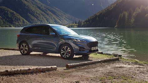 Ford Kuga – SUV híbrido enchufable (PHEV) | Ford ES