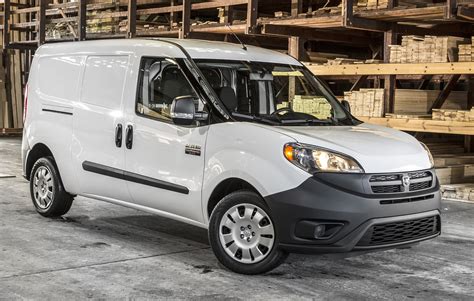 Us Sales 2015 Q1 Q3 Small Cargo Vans Segment