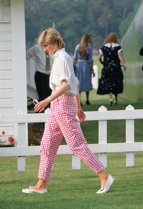 Pictures Of Diana Princess Of Wales In The Most Stunning Summery
