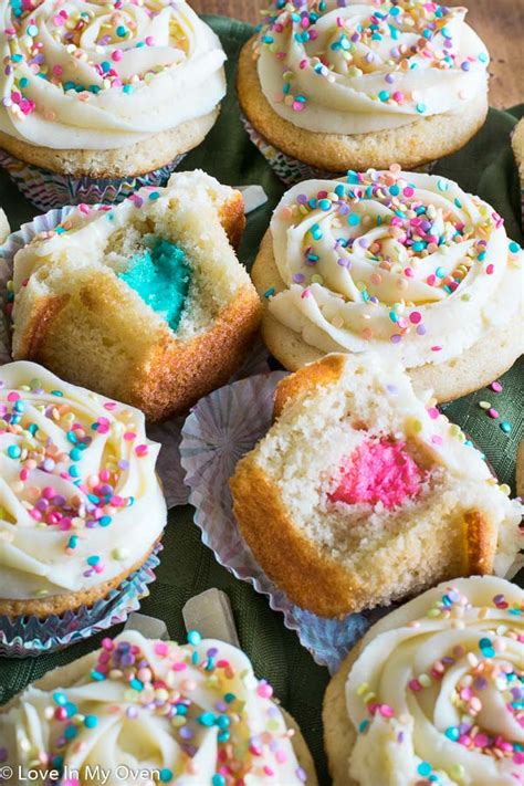 All you need is a little diy magic to decorate this gender reveal box. Gender Reveal Cupcakes | Love In My Oven