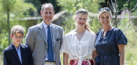 Les infos, chiffres, immobilier, hotels & le mag. Sophie et Edward de Wessex : qui sont leurs deux enfants Louise et James ? en 2020 | Prince ...