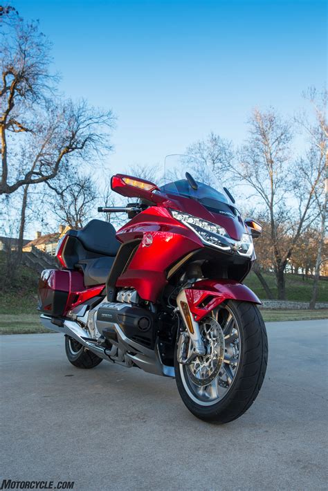 The improved 2021 gold wing lineup. 2018 Honda Gold Wing Tour Review - Motorcycle.com