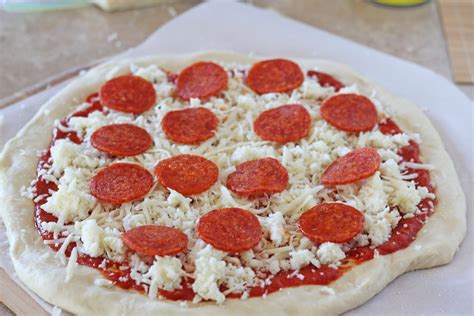 Easy 30 Minute Homemade Pizza