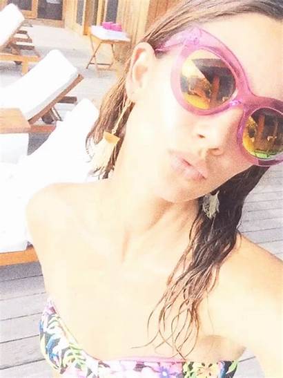 Lily Sunglasses Aldridge Summer Selfie Vogue Selfies