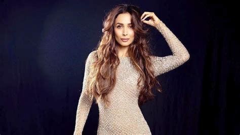 malaika arora s sexy looks set the internet on fire yet again see pic newstrack english 1