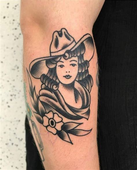 Traditional Cowgirl Tattoo In 2021 Cowgirl Tattoos Western Tattoos