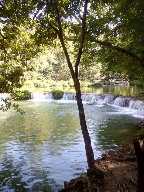 Jadi gambar tersebut tidak hanya sekedar menghibur tetapi juga memberikan motivasi dan inspirasi kehidupan kamu. Pemandangan Indah Alam Indonesia - Gambar Kodok HD