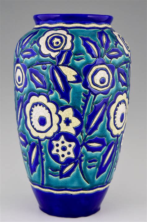 Maps.me harita ve konum dizininden aşağıdaki seçimi yaptınız: Art Deco ceramic vase with flowers. - Sold items Antiques ...