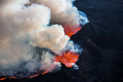 Volcano Eruption At The Holuhraun Photograph By Panoramic Images Fine