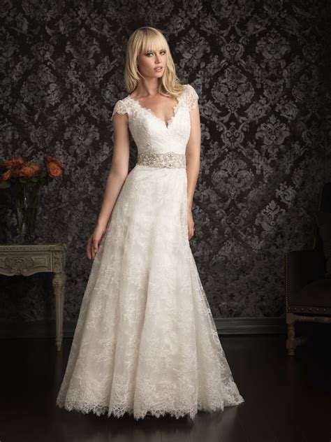 Vintage Wedding Dresses For The Fashion Conscious Bride Ohh My My
