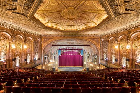 Watch A Classic Movie Inside One Of The Original Loews Wonder Theaters In NYC Untapped New