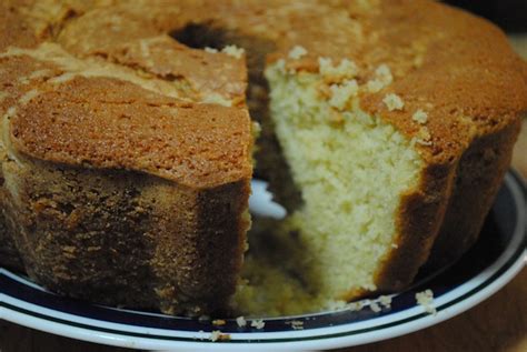 Take it to a friend, bring it to christmas, serve it at your dinner parties. Easy Sour Cream Pound Cake | Tasty Kitchen: A Happy Recipe ...