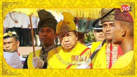 Nama sultan selangor, dymm sultan selangor, birthday sultan selangor, sultan selangor, sultan selangor 2018, sultan selangor 2019, sultan selangor name, sultan selangor wife, sultan norashikin abdul rahman biodata rtm kahwin sultan selangor via www.beritasemasa.com.my. Sorotan 2019: Sultan Selangor - TVSelangor