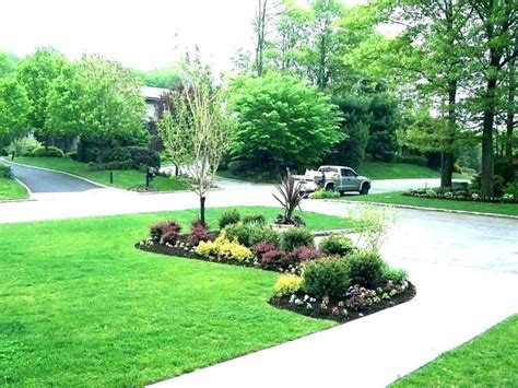 Learn the definition of 'impressive entrance'. Impressive 21 driveway entrance landscape ideas in 2020 ...