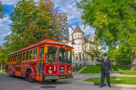 Three blocks north and we're at #1 destination, temple square. Trolley Tour of Salt Lake City — Salt Lake City Tours ...