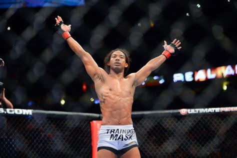 Sherdog's official mixed martial arts rankings lightweight. Latest UFC rankings/MMA rankings (lightweight) - MMAmania.com