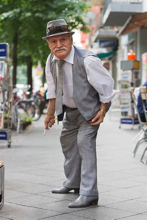 83 Year Old Tailor Different Suit Every Day 15 1 Old Man Fashion Mens Fashion Old Man