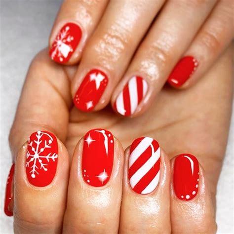 20 Festive Christmas Nail Designs For 2020 The Glossychic