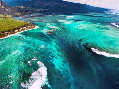 The Story Behind Mauritius Stunning Underwater Waterfall Beauty Of
