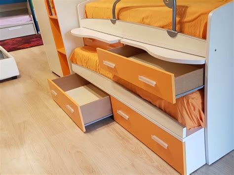 Trova una vasta selezione di letto con scrivania a camerette per bambini a prezzi vantaggiosi su ebay. Cameretta con letto doppio, cassetti, scrivania, mensole e ...