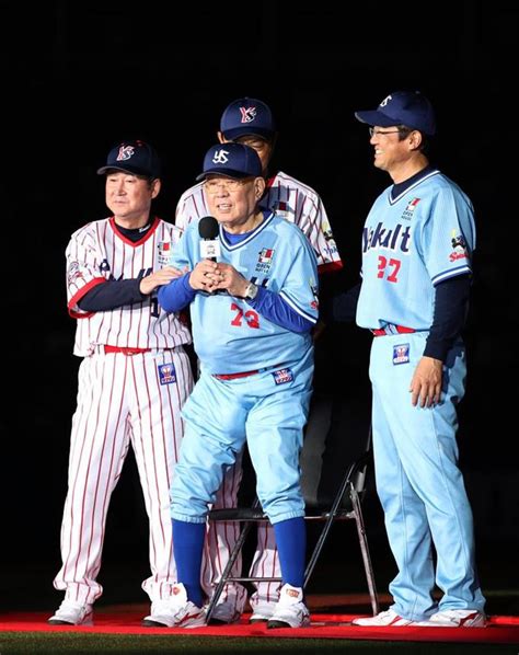 It ranges from the coastal urban centre to the rural yushan range with an area of 2,952 km2 (1,140 sq mi). 野村克也さん死去 84歳、プロ野球ヤクルトなどで監督 - 読んで ...