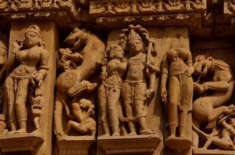 खजुराहो मंदिर का रोचक इतिहास Khajuraho Temple History