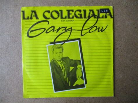 A5478 Gary Low La Colegiala