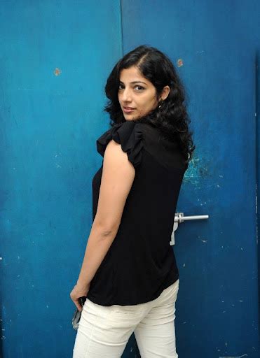 Oges Blog Nishanthi Hot Actress Hot Stills