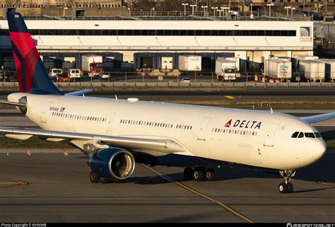 N816nw Delta Air Lines Airbus A330 323 Photo By Kirkxwb Id 1359669