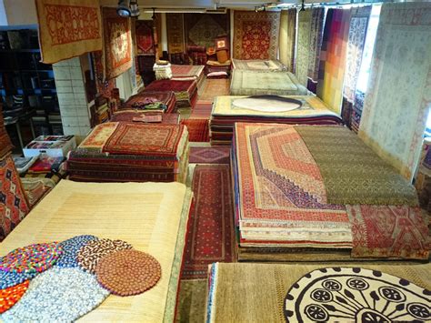 Tienda de alfombras, hechas a mano, seleccionadas una a una en medio oriente www.dturkia.cl. Directorio 10Deco | 10Decoracion